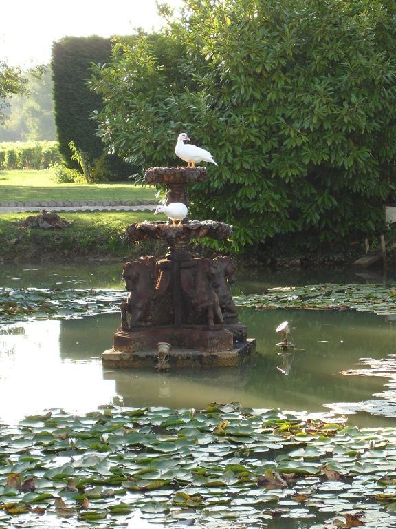 Chateau Beau Jardin Hotel Gaillan-en-Medoc Bagian luar foto
